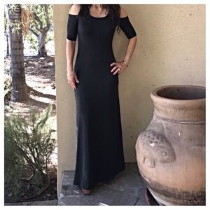 Cold shoulder maxi dress